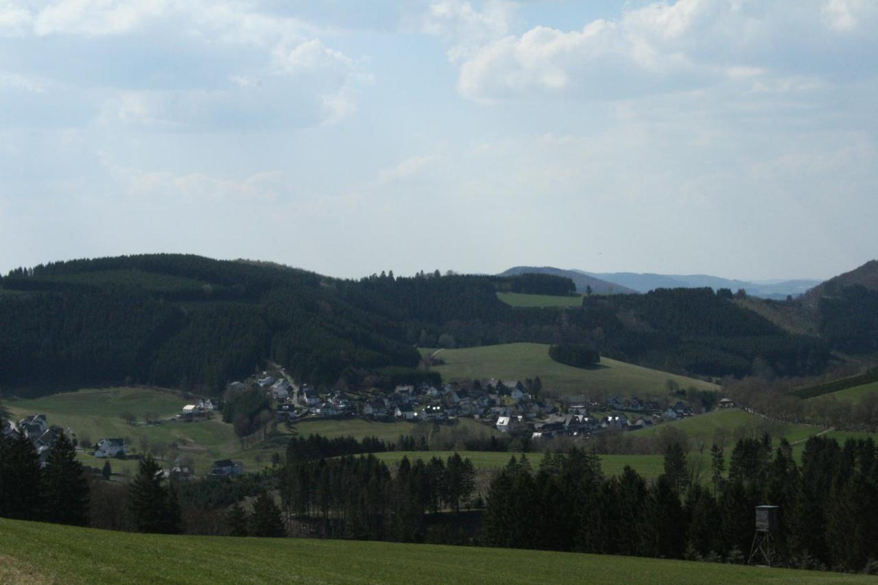 Ferienhaus Zur Ennest Schmallenberg Buitenkant foto